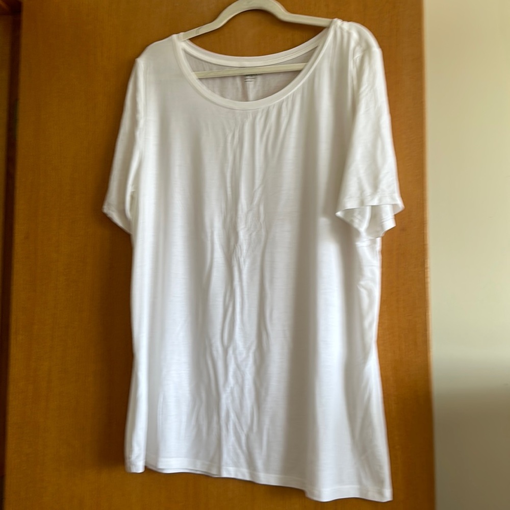 Gap body -pure body t-shirt